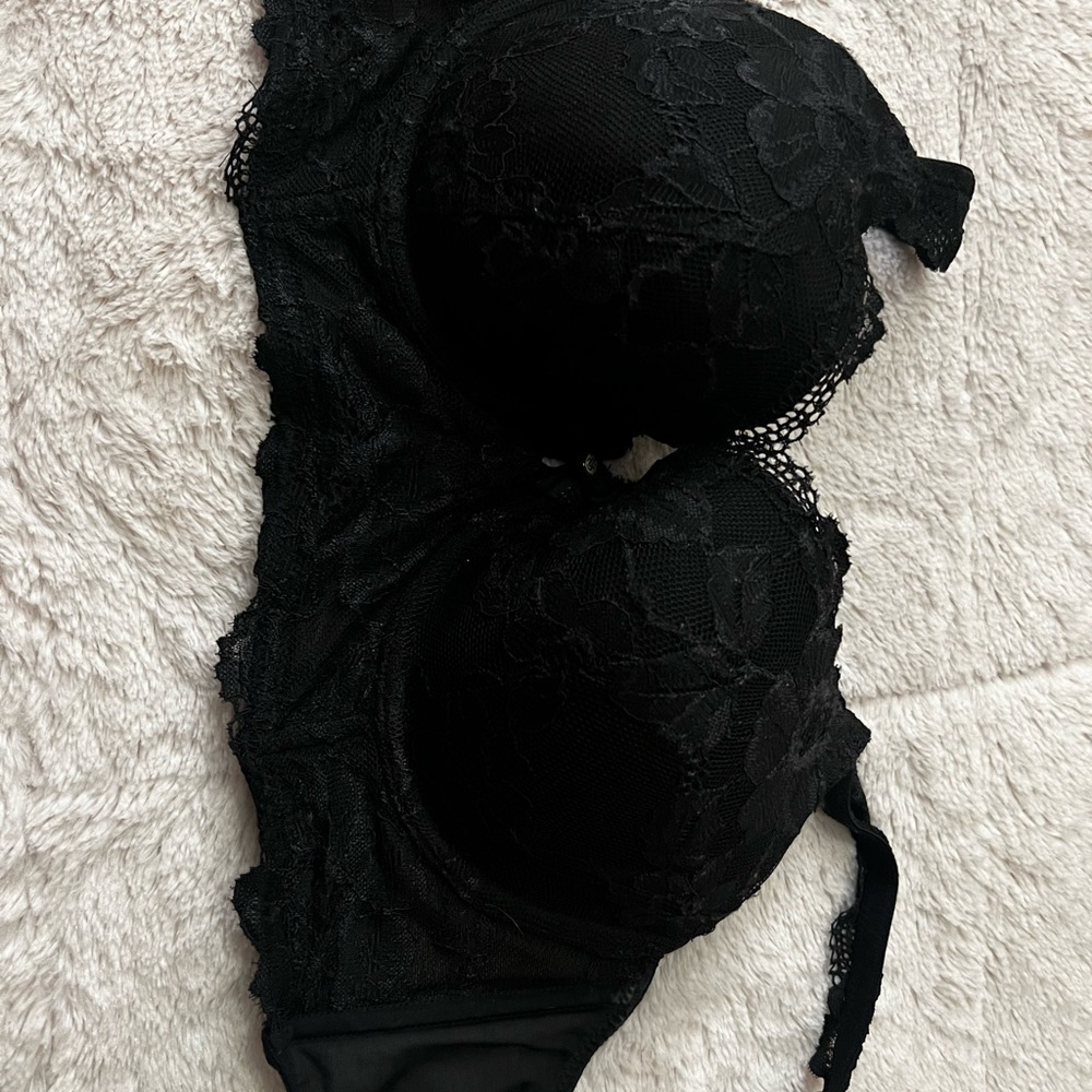 Body by Victoria Victoria’s Secret Bra - Picture 4 of 14